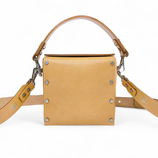 LEATHER HANDBAG "JESSICA" BEIGE