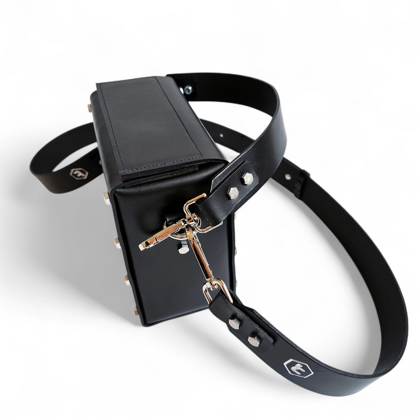 LEATHER HANDBAG "JESSICA" BLACK