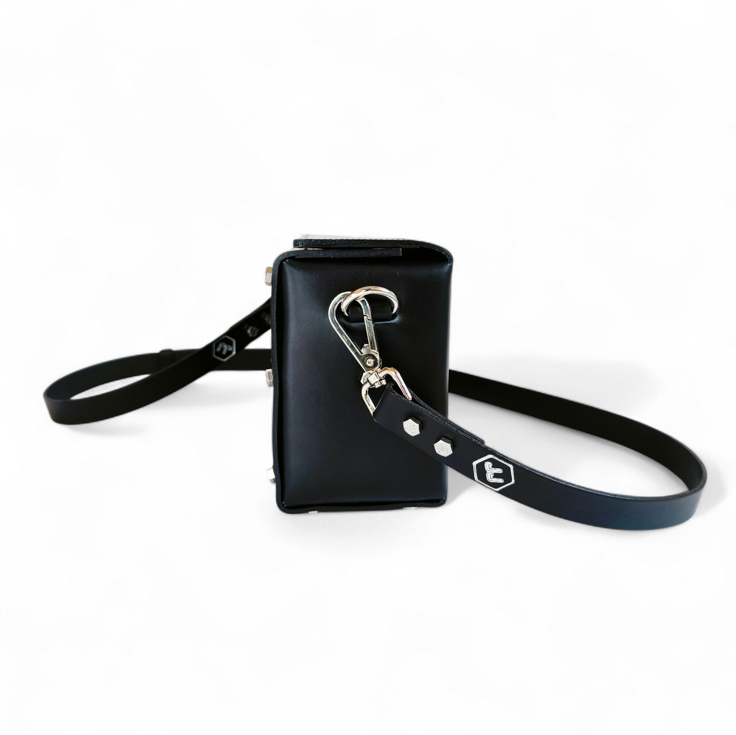 LEATHER HANDBAG "JULIA" BLACK