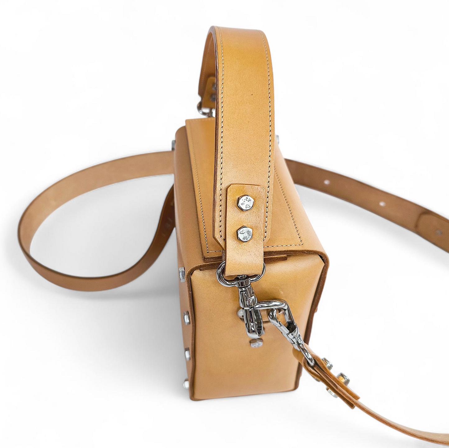 LEATHER HANDBAG "JESSICA" BEIGE