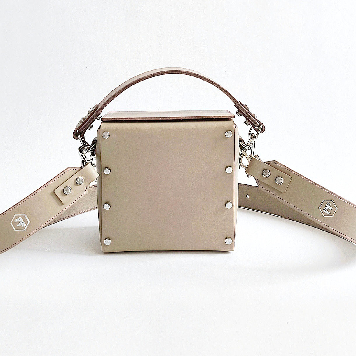 LEATHER HANDBAG "JESSICA" GREY