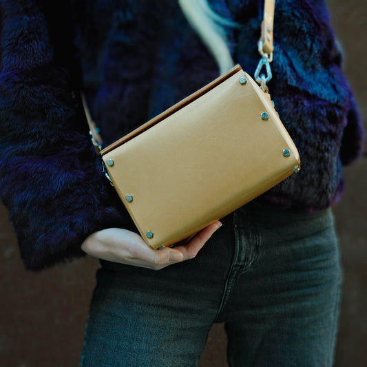 LEATHER HANDBAG "JULIA" BEIGE