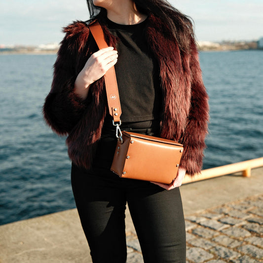 LEATHER HANDBAG "JULIA" BROWN