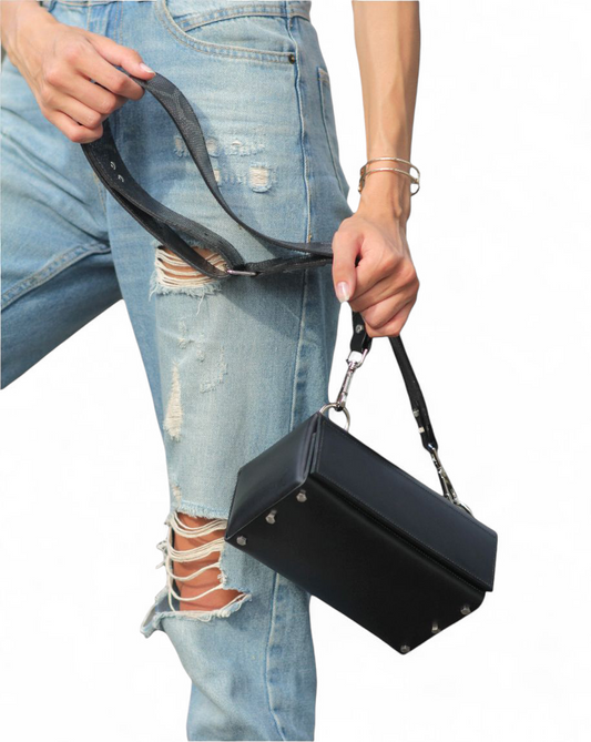 LEATHER HANDBAG "JENNIFER" BLACK